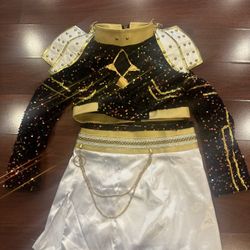 Zoe K pop hunters costume