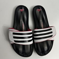 Women Adidas Sandals Size 7