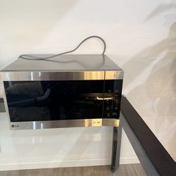 LG Microwave