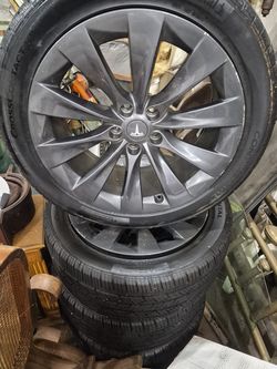 Tesla rims