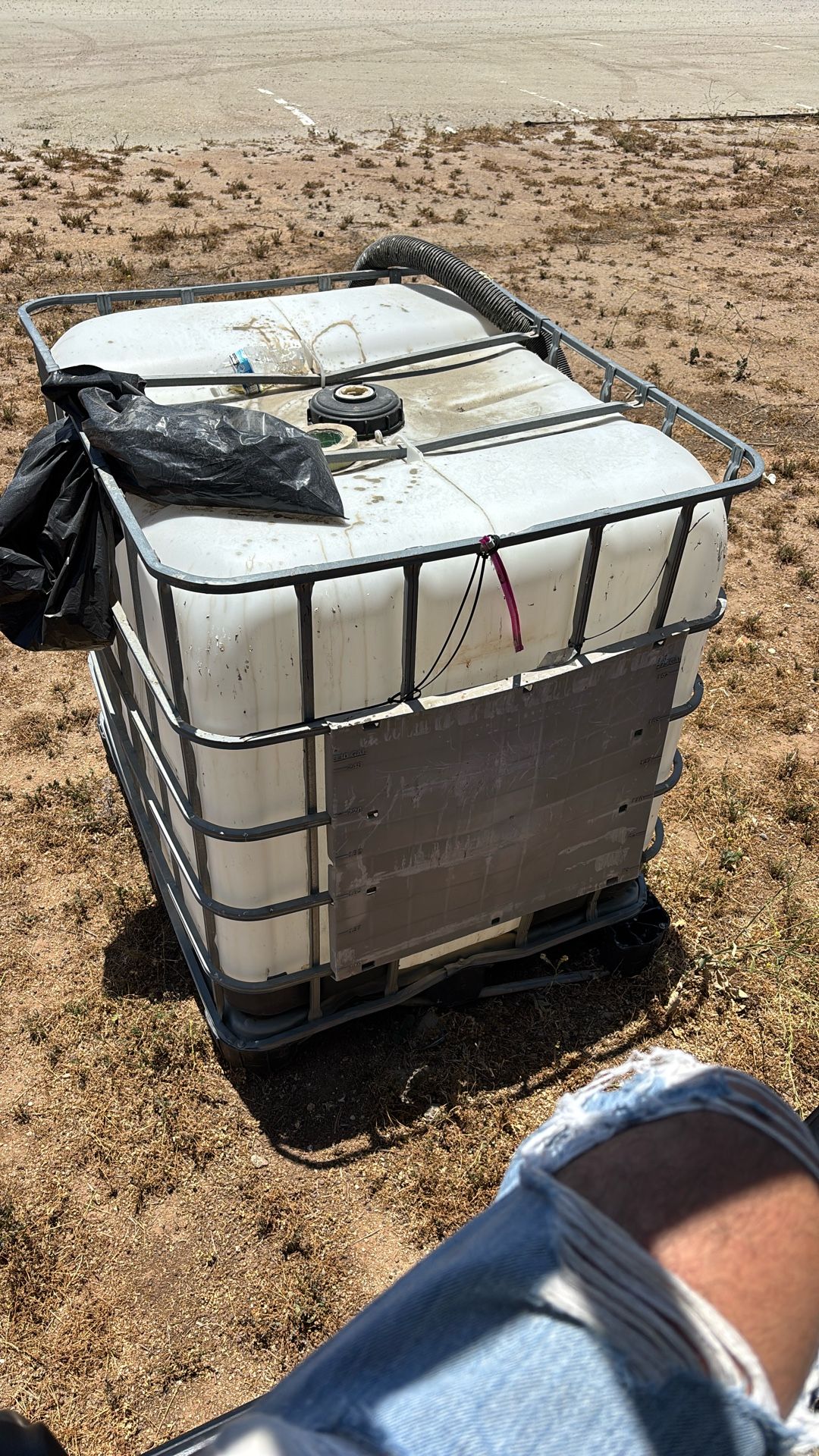 Water Tank 275 Gallon