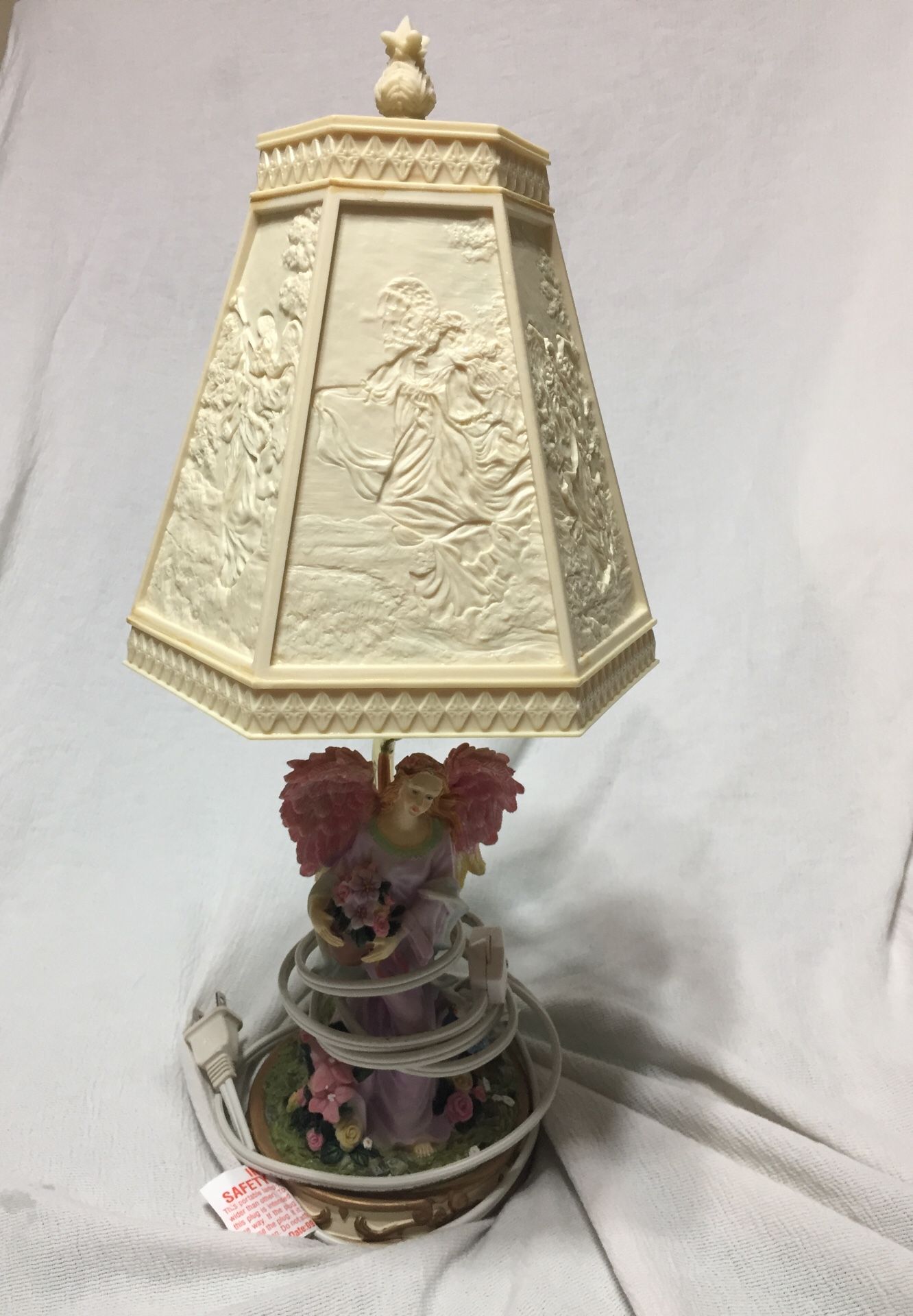 Vintage Dolgencorp Angel Lamp With / Reverse Painted Shade.