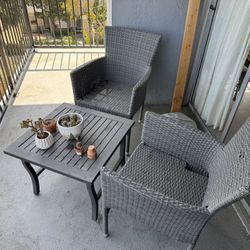 Outdoor patio furniture