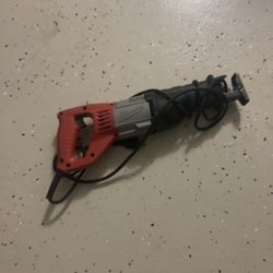 Cabled Milwaukee Sawzal