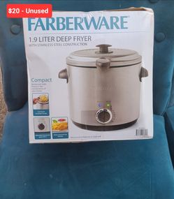 Farberware Deep Fryer - Unused