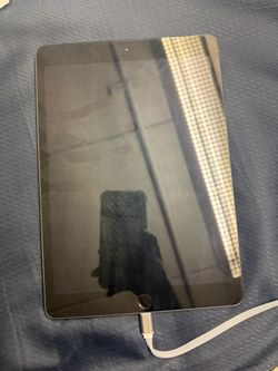 iPad 8th Generation WiFi+Calling
