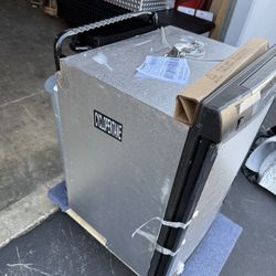Dometic Americana RM2354RB1F Absortion RV Refrigerator 3 way 12V 110 LP Gas