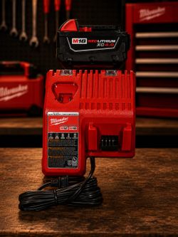 Milwaukee M18 XC4.0 Battery with charger