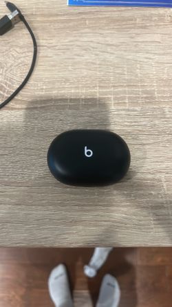 Beats Studio Buds