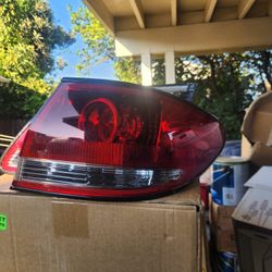 Lexus ES (contact info removed) Tail Lights Pair