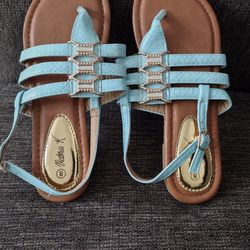 New Turquoise Size 8 Woman's Sandals 
