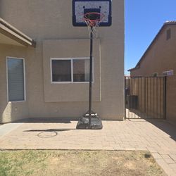 Basketball Hoop 