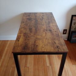 Metal Fame Desk (IRONCK)