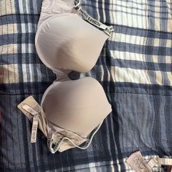 Victoria Secret Bra 38DDD