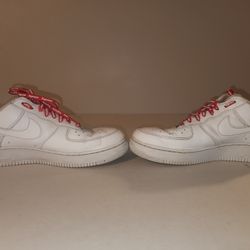 Supreme x Nike Air Force 1 Low in white