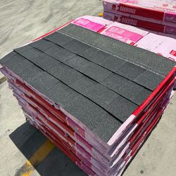 Owens Corning Oakridge Onyx Black Laminate Architectural Roofing Shingles
