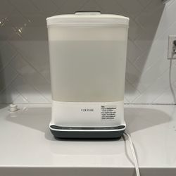 Baby bottle sterilizer
