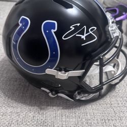 Edgerrin James Indianapolis Colts Autographed Full Size Replica Helmet Metabilia