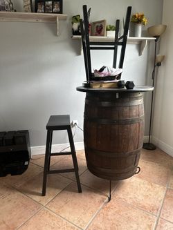 Barrel Table