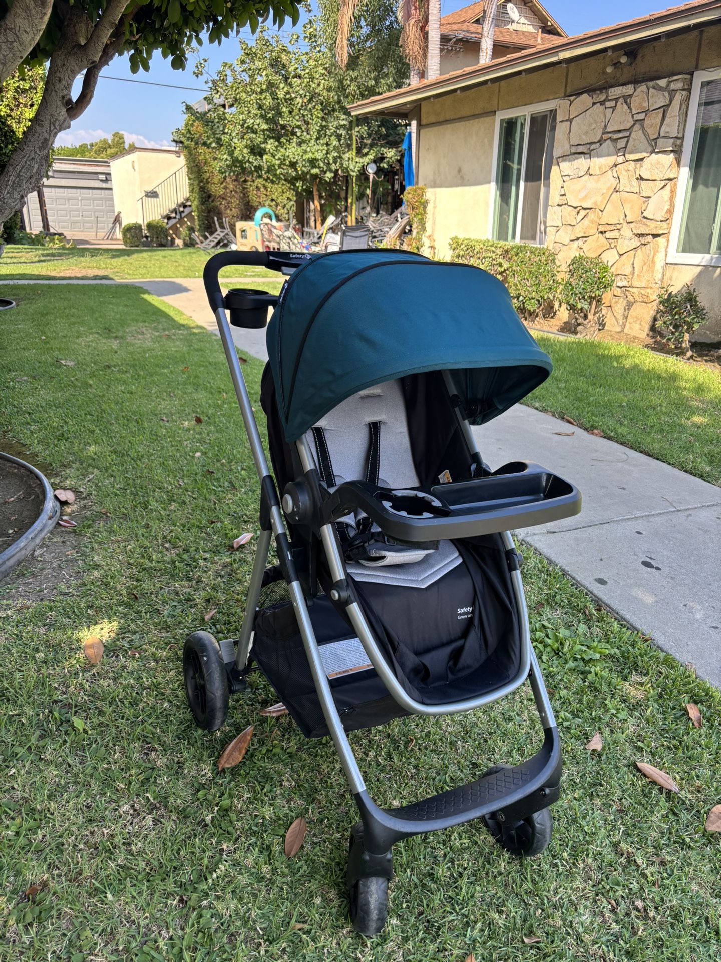 Stroller 