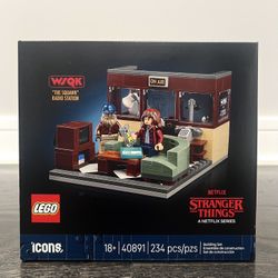 LEGO Stranger Things WSQK Radio Station (NIB/Factory Sealed)