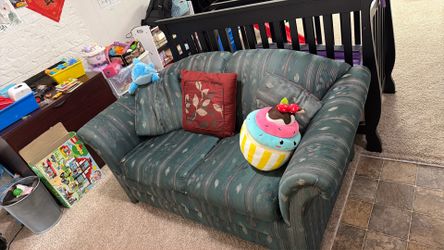 Loveseat Sofa – Comfortable & Sturdy