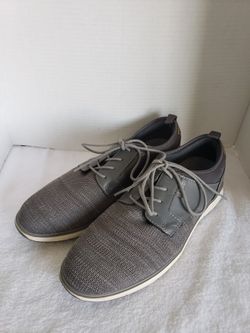 IZOD Men's Grey Kyler Lace Up Oxfords