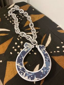 Colts chain necklace