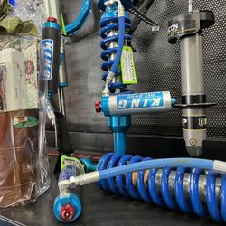 NEED KING SHOCKS? WANT KING SHOCKS?! I GOT YOU / SEND MODEL MAKE AND YEAR OF THE VEHICLE!!!!!