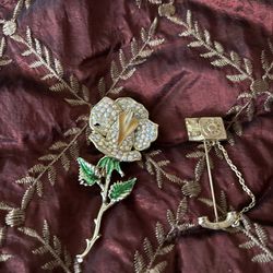  Vintage Lovely Pins