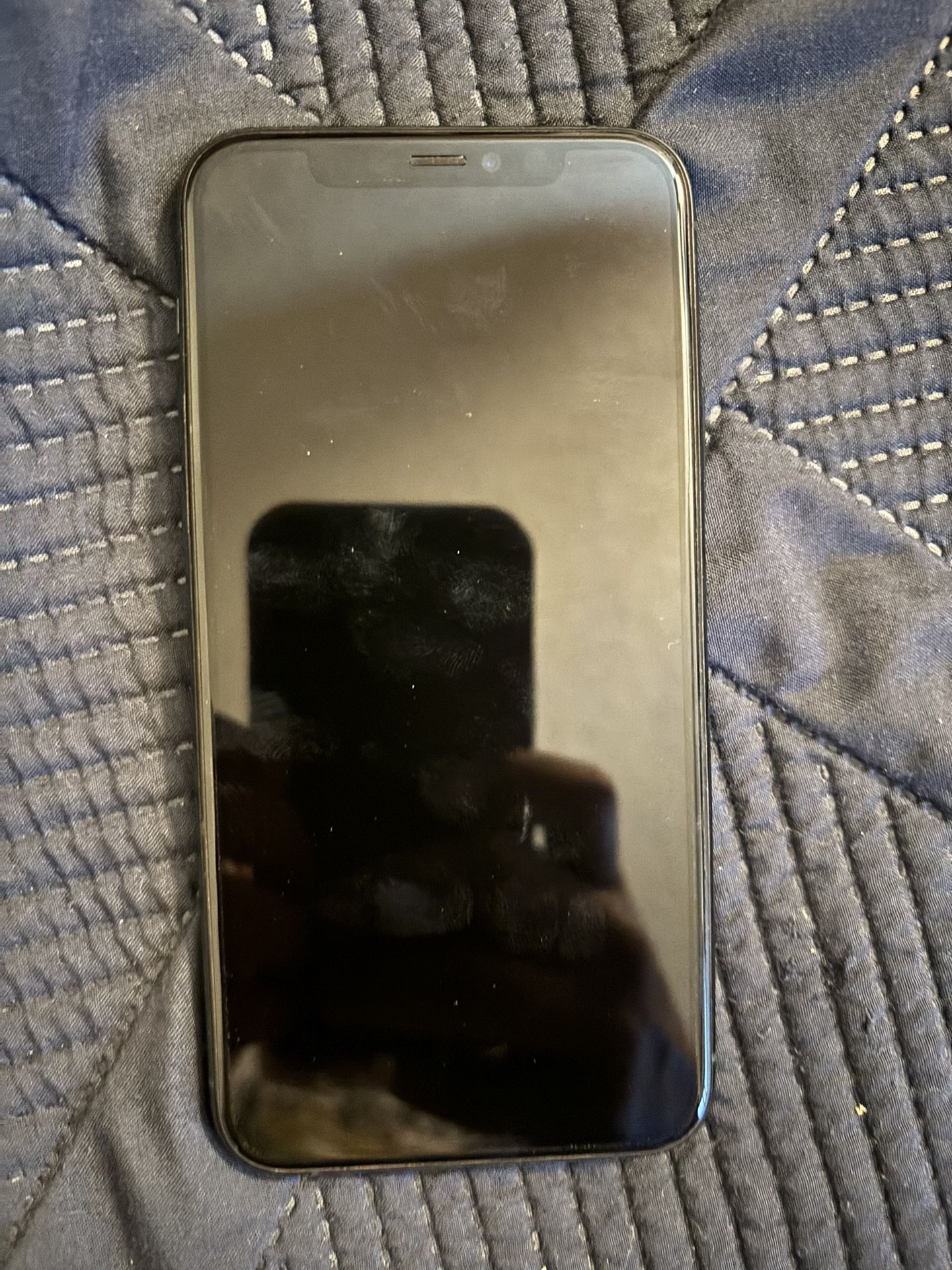 iPhone 11 Pro (Green Color) 256 GB OBO 