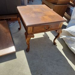 Vintage Side Table 21 Heigth 24x27