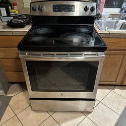 GE Electric Stove 