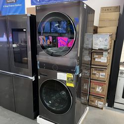 LG 4.5 CU FT And 7.4 CU FT Washtower