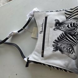 Anushcka Shoulder Bag