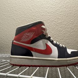 Air Jordan 1 Mid “USA/Patriot” — Red, White & Navy (Women’s) Size7