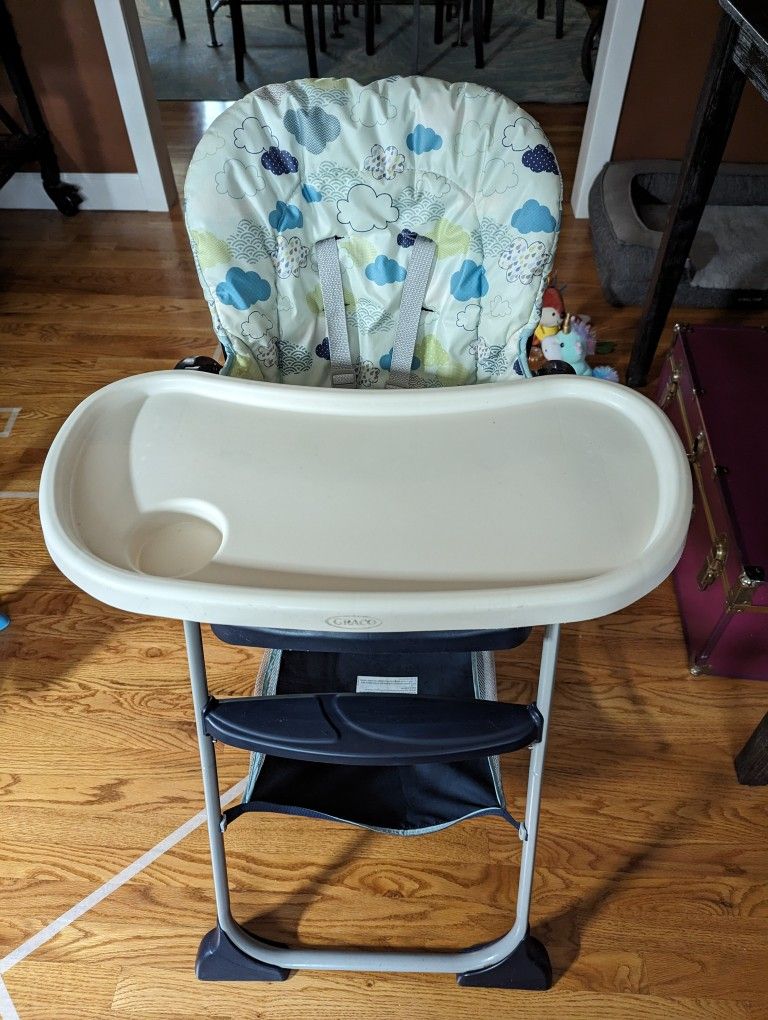 Graco Space-saving High chair