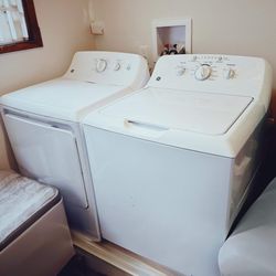 GE Washer and Dryer Set