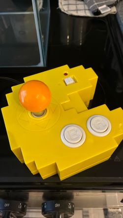 PAC man gaming device