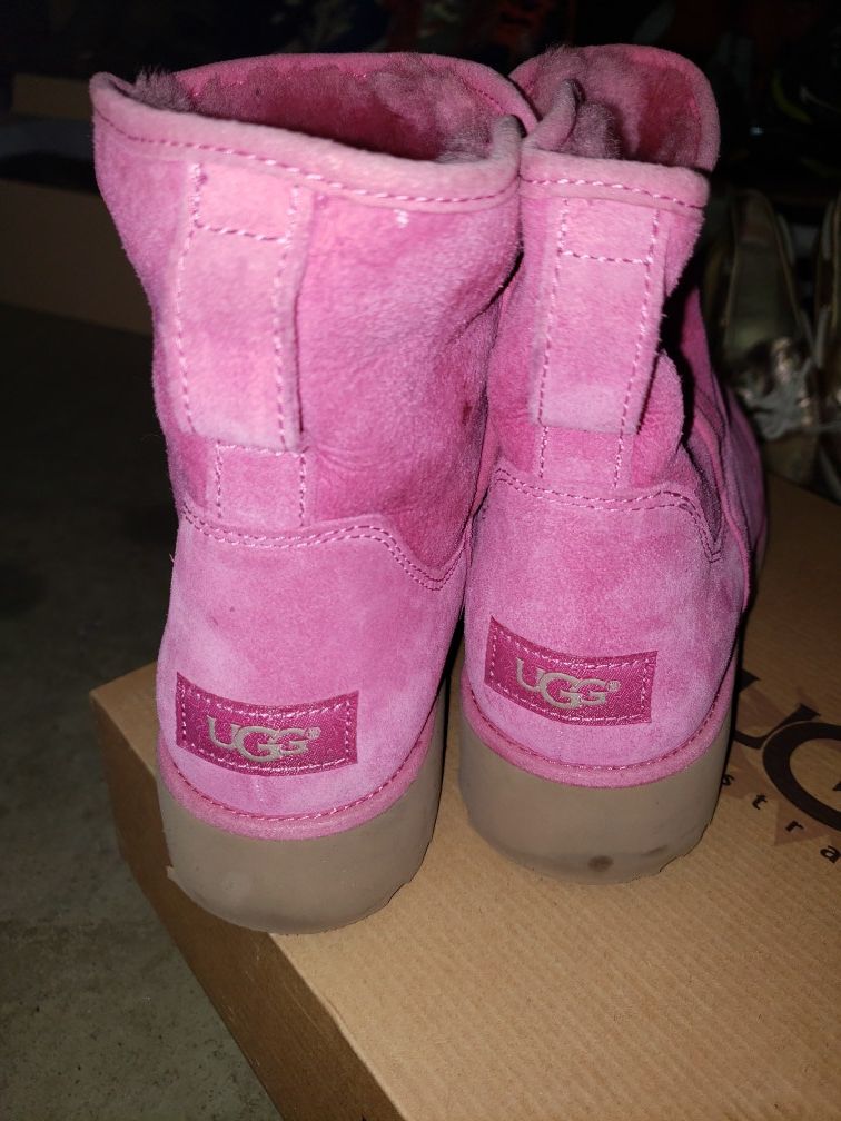 New condition authentic pink short UGG's boots