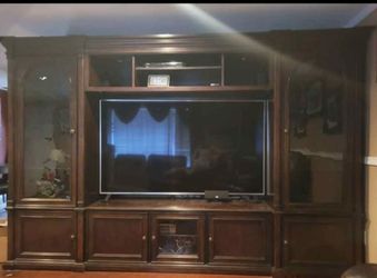 Large entertainment center