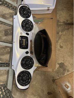 Bat-Wing Fairing and tourpack for Harley Davidson
