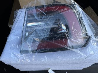Tesla Y & 3 Driver  Taillight 