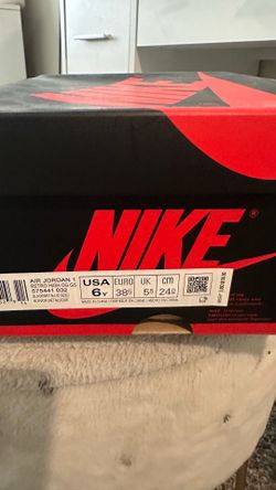 Jordan 1 black and gold