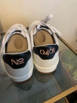 Novella Chapter 01 "Love Poem" numbering (such as "№" and "0461")