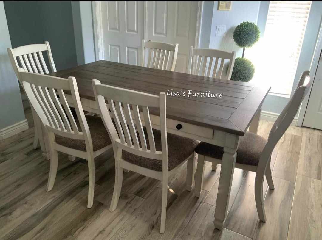 Beautiful Farmhouse Dining Table 