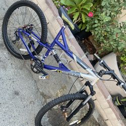 Mountain Bike 