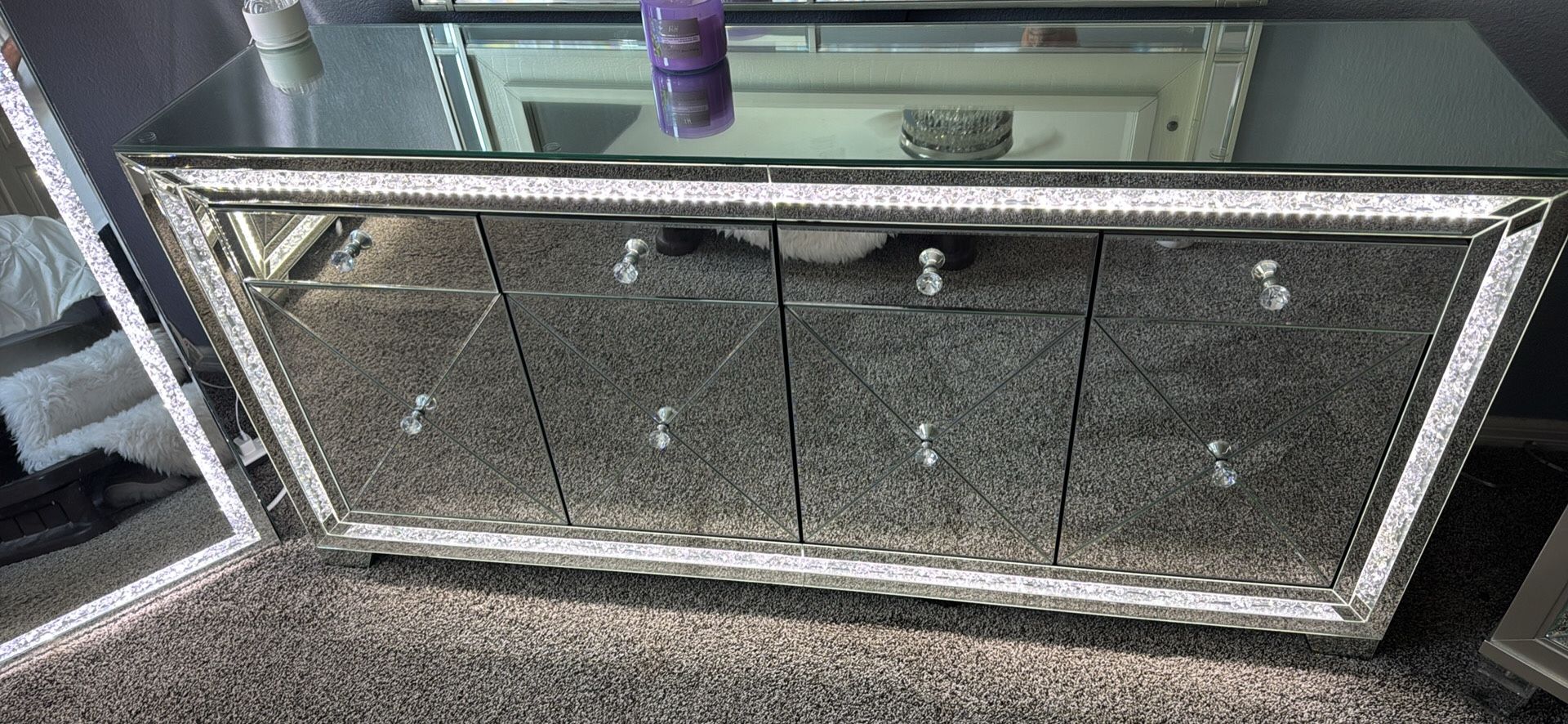 Mirror Bedroom Set With Lights And Crystals