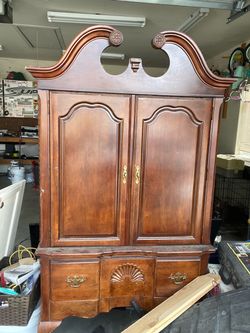 Vintage cabinet