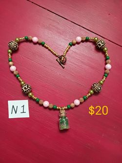 Beaded Necklace 